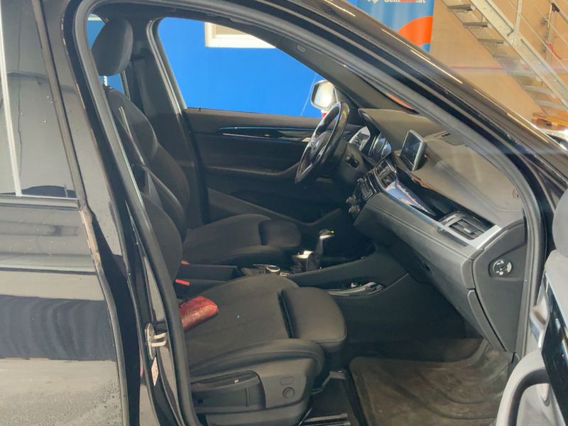 BMW X1 xDrive 25e M Sport 2021 – снимка 16