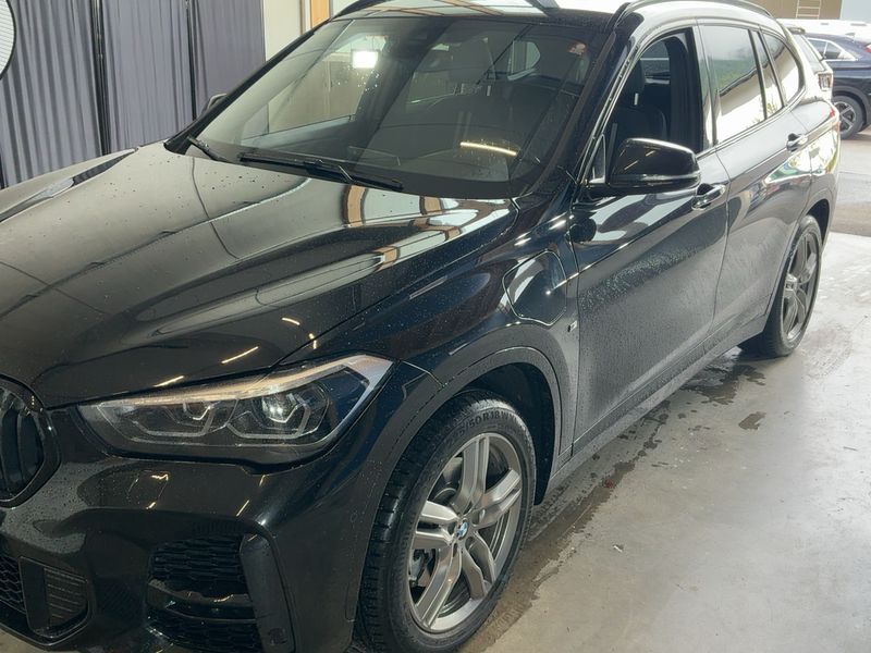 BMW X1 xDrive 25e M Sport 2021 – снимка 2