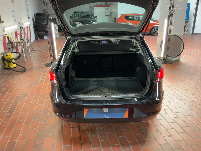 Seat Leon 2.0 TDI Style 2015 – снимка 15