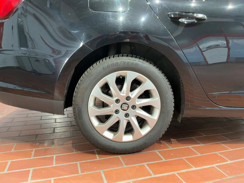 Seat Leon 2.0 TDI Style 2015 – снимка 9