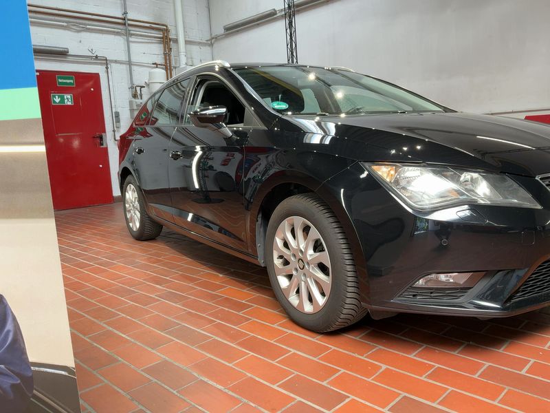 Seat Leon 2.0 TDI Style 2015 – снимка 12