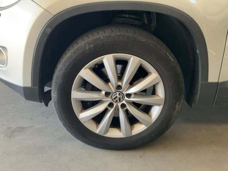 Volkswagen Tiguan 2.0 TSI Sport & Style 4Motion 2010 – снимка 3