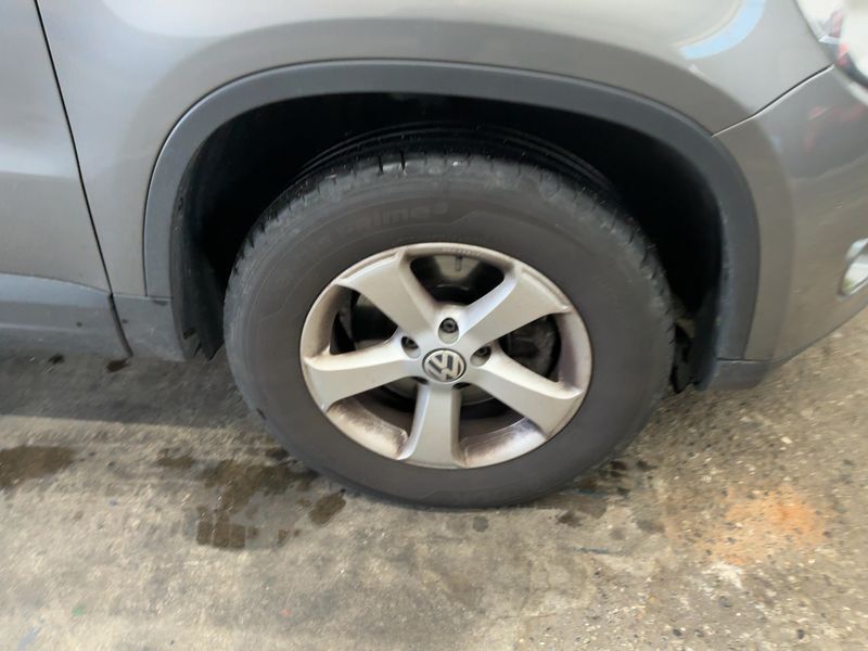 Volkswagen Tiguan 1.4 TSI Freestyle BlueMotion Tech 2011 – снимка 11