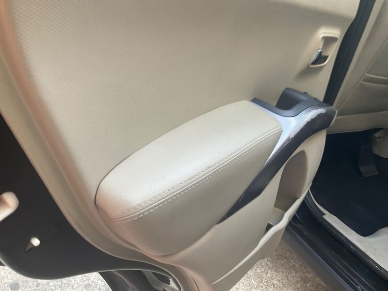 Mitsubishi Outlander 2.2 DI-D Kaiteki Plus 2009 – снимка 35