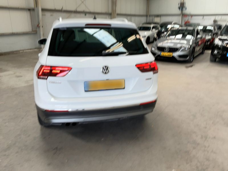Volkswagen Tiguan 1.4 TSI Highline 4Motion BlueMotion Tech 2018 – снимка 7