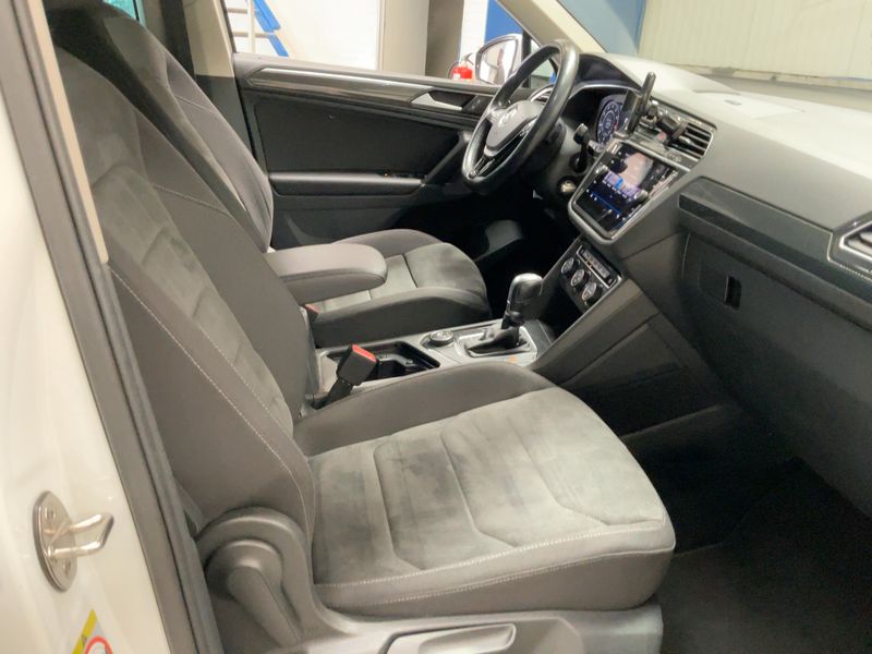 Volkswagen Tiguan 1.4 TSI Highline 4Motion BlueMotion Tech 2018 – снимка 16