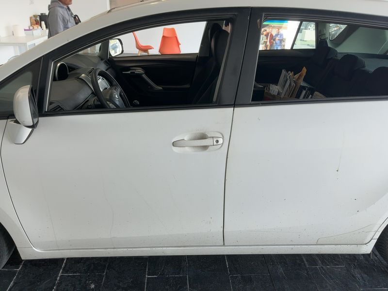 Toyota Verso 2.0 D-4D Active 2012 – снимка 4
