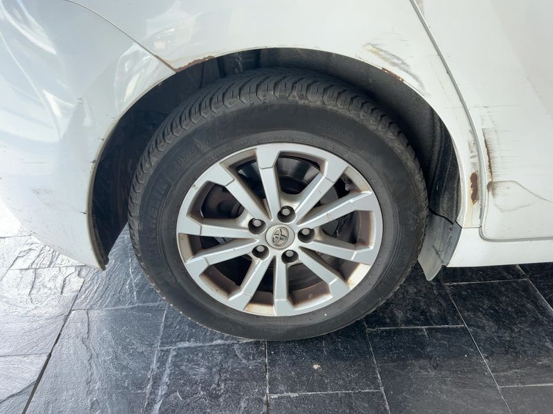 Toyota Verso 2.0 D-4D Active 2012 – снимка 9