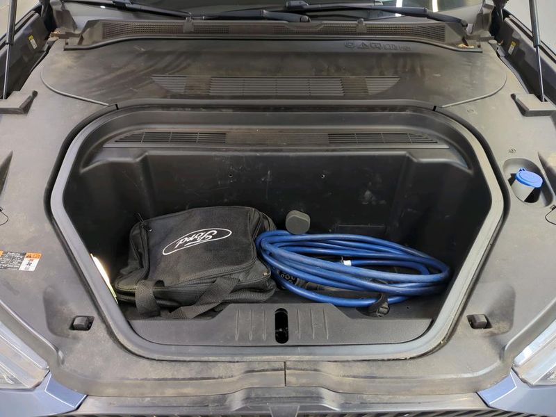 Ford Mustang Mach-E electric drive 198 kW 2021 – снимка 11