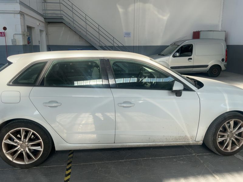 Audi A3 Sportback 2.0 TDI Ambition 2014 – снимка 10