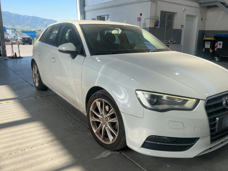Audi A3 Sportback 2.0 TDI Ambition 2014 – снимка 12