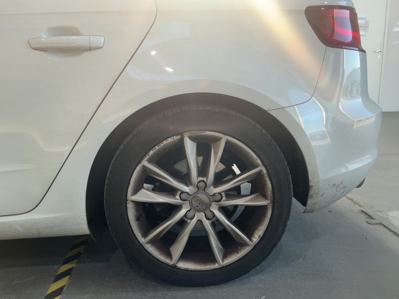 Audi A3 Sportback 2.0 TDI Ambition 2014 – снимка 5