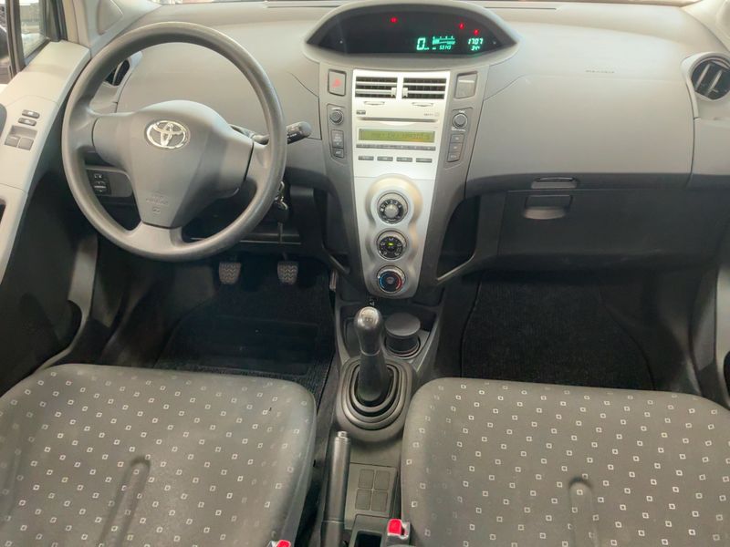 Toyota Yaris 1.4 D-4D Sol 2009 – снимка 18