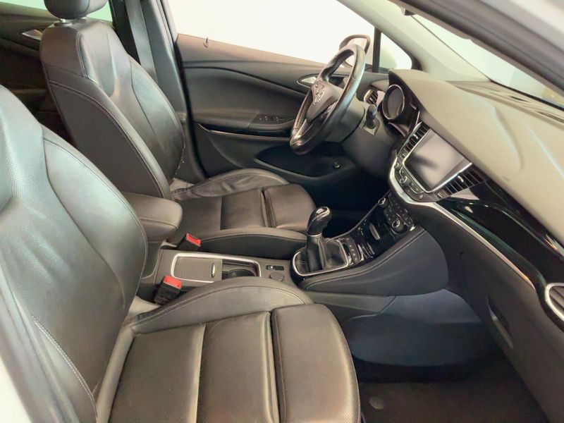 Opel Astra 1.6 CDTI Innovation Start&Stop 2016 – снимка 17
