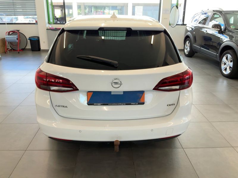Opel Astra 1.6 CDTI Innovation Start&Stop 2016 – снимка 7