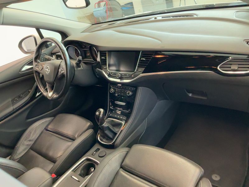 Opel Astra 1.6 CDTI Innovation Start&Stop 2016 – снимка 18