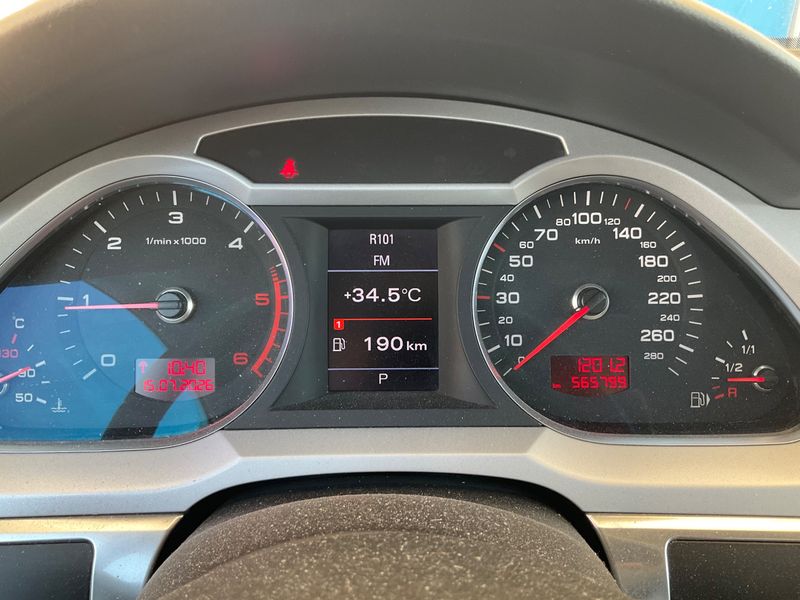 Audi A6 2.0 TDI 2010 – снимка 4