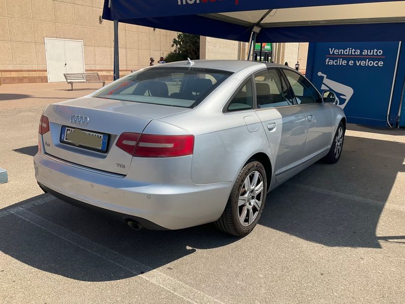 Audi A6 2.0 TDI 2010 – снимка 2