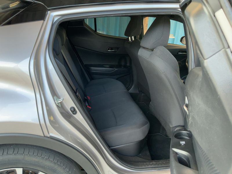 Toyota C-HR 1.8 Hybrid Design 2019 – снимка 19