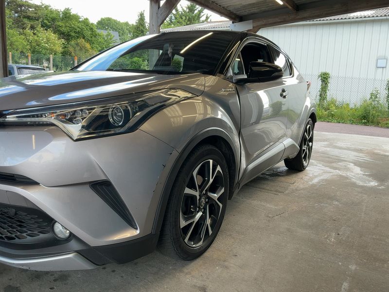 Toyota C-HR 1.8 Hybrid Design 2019 – снимка 2