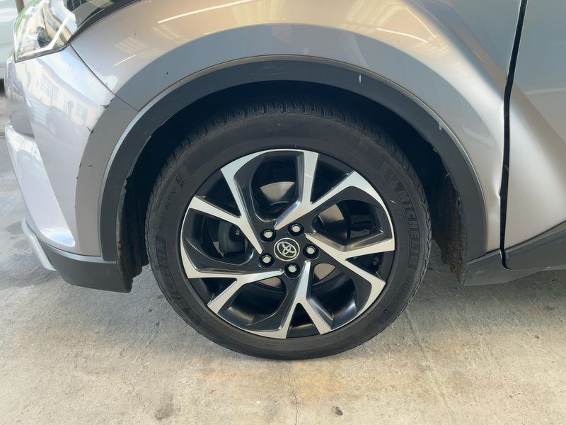 Toyota C-HR 1.8 Hybrid Design 2019 – снимка 3