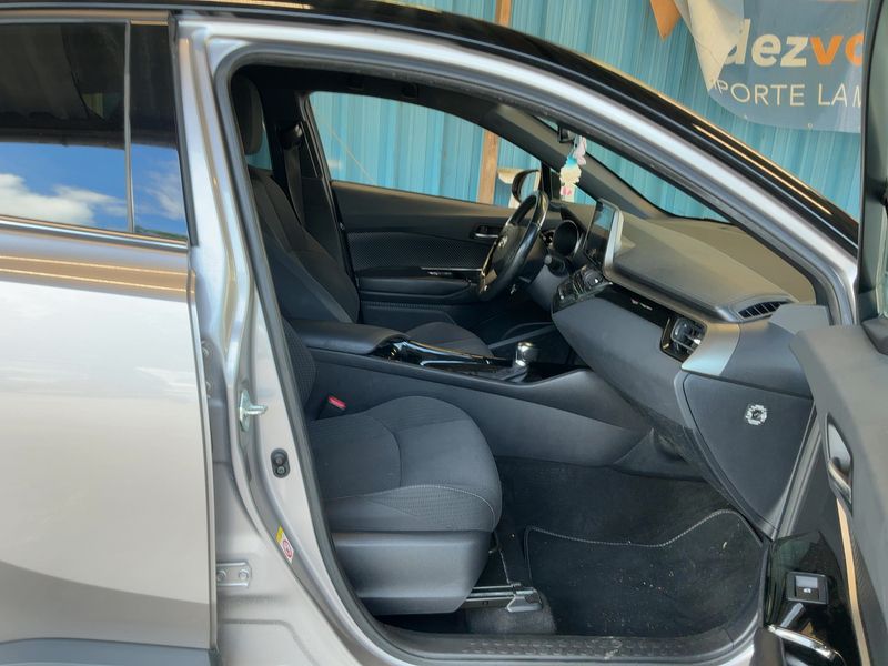 Toyota C-HR 1.8 Hybrid Design 2019 – снимка 16