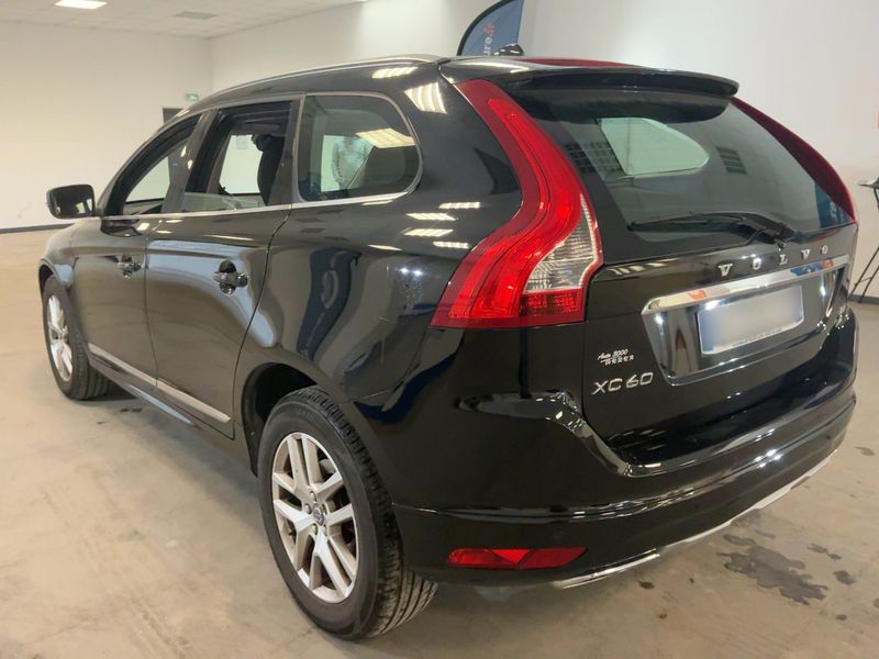 Volvo XC60 2.4 D4 Summum AWD 2016 – снимка 6