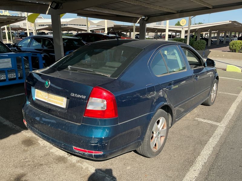 Skoda Octavia 1.6 TDI Active Plus 2012 – снимка 2