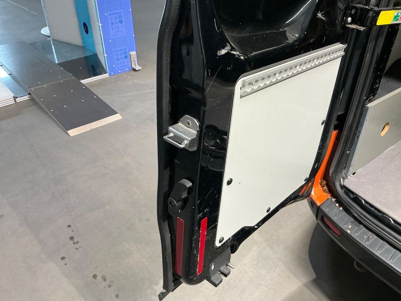 Ford Transit 2.2 TDCi 290 L1 Sport 2013 – снимка 37