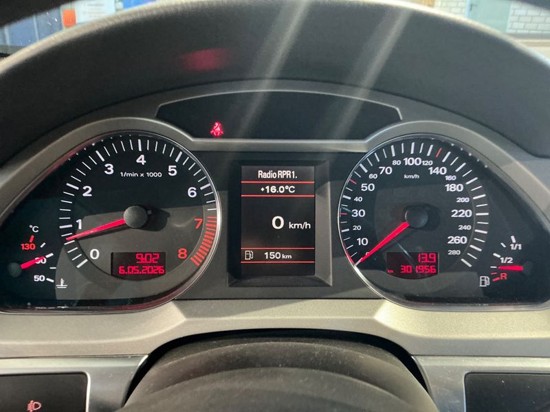 Audi A6 2.4 V6 2009 – снимка 4