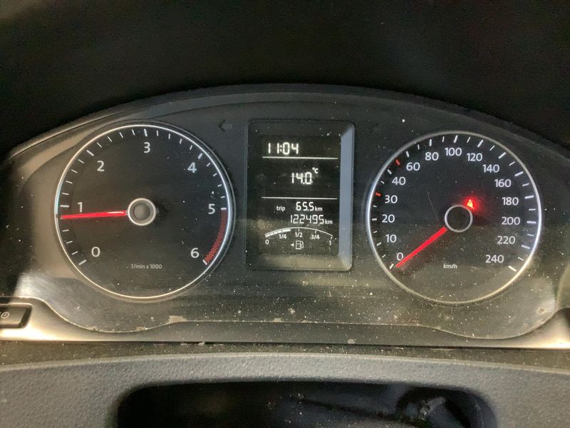 Volkswagen T5 Kombi 2.0 TDI 4Motion 2014 – снимка 18