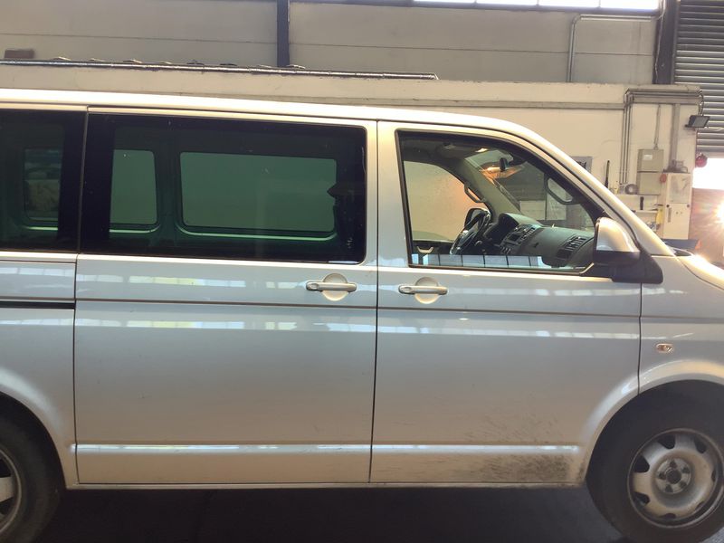 Volkswagen T5 Kombi 2.0 TDI 4Motion 2014 – снимка 10