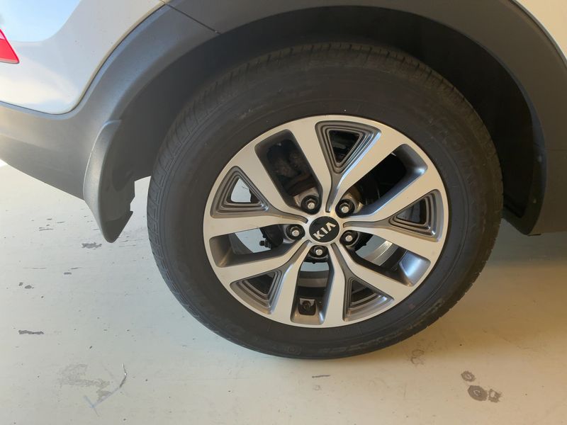 Kia Sportage 1.7 CRDi Active 2WD 2015 – снимка 9