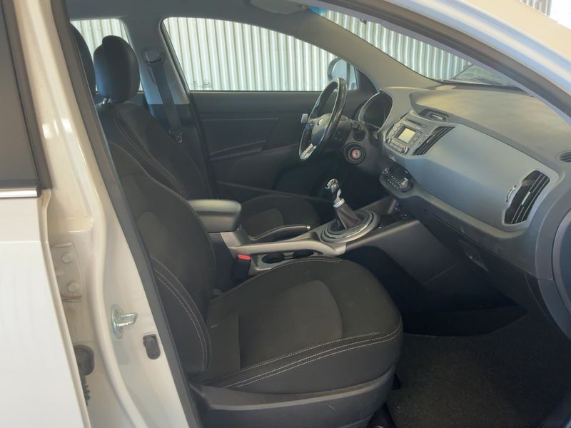 Kia Sportage 1.7 CRDi Active 2WD 2015 – снимка 17