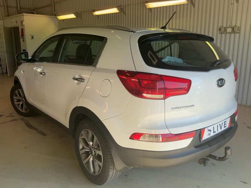 Kia Sportage 1.7 CRDi Active 2WD 2015 – снимка 6