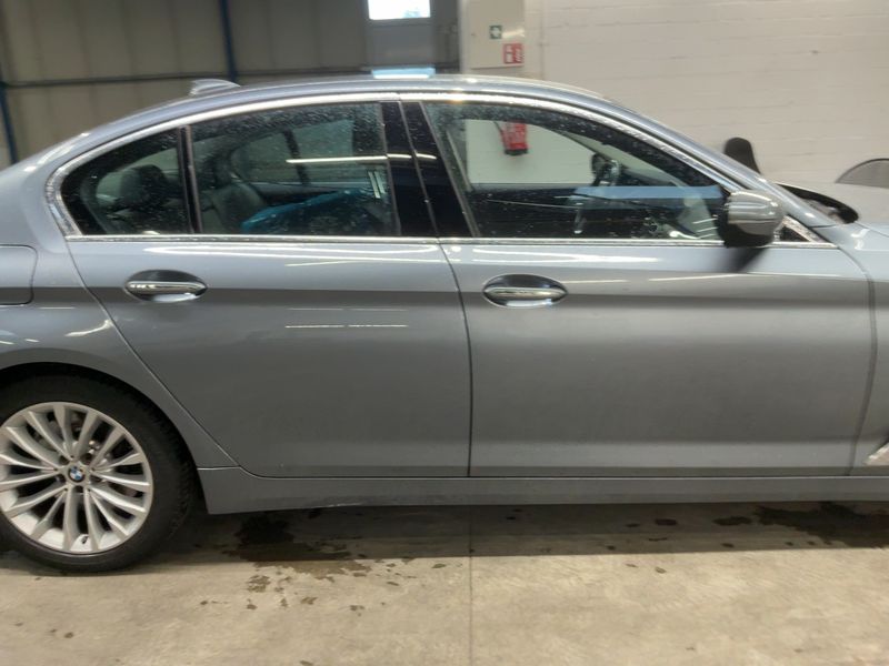 BMW 5er 530d Luxury Line 2017 – снимка 10