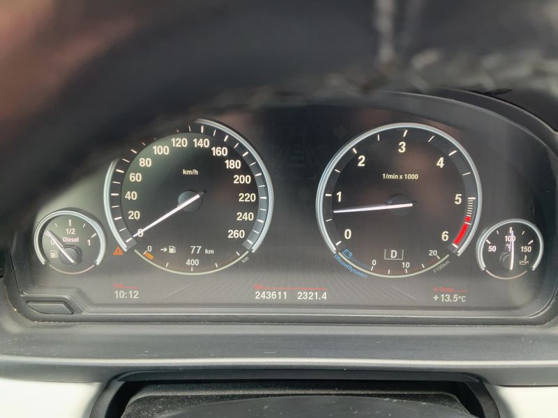 BMW 5er 530d 2015 – снимка 13