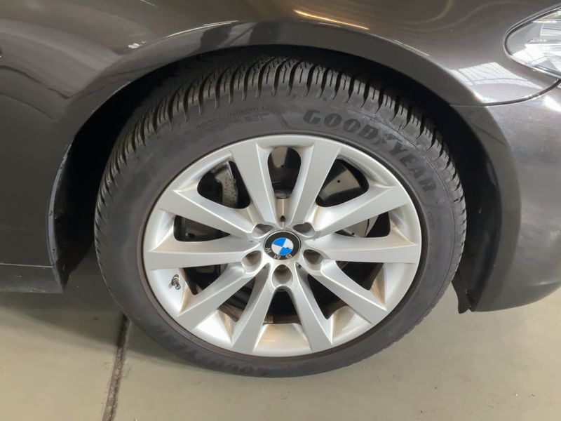 BMW 5er 530d 2015 – снимка 19