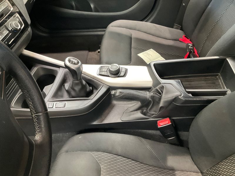 BMW 1er 118i 2016 – снимка 27