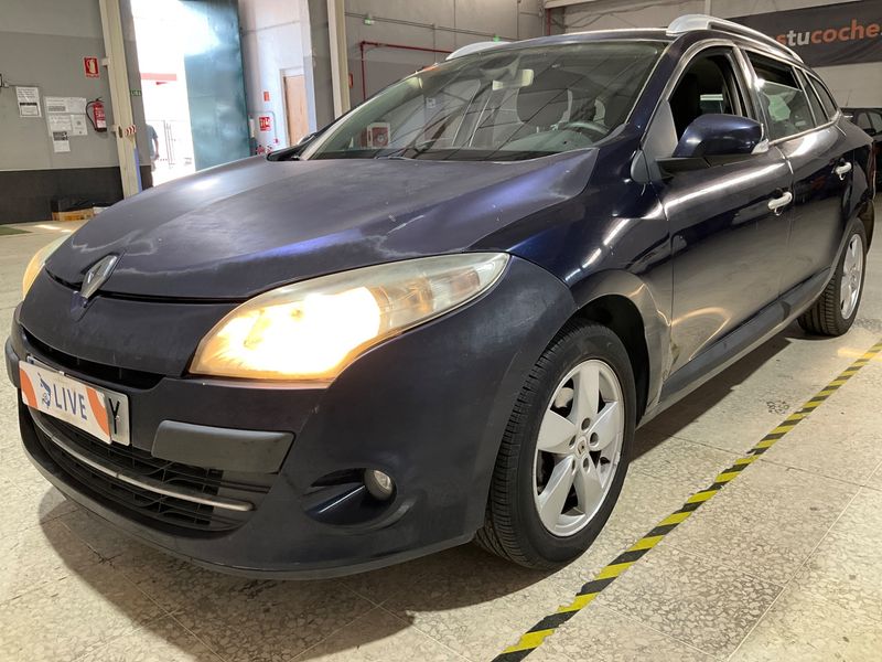 Renault Megane 1.5 dCi Dynamique 2010 – снимка 1