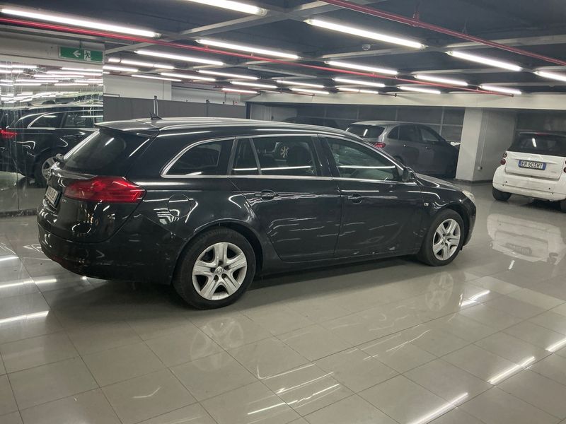 Opel Insignia Sports Tourer 2.0 CDTI Edition 2012 – снимка 2