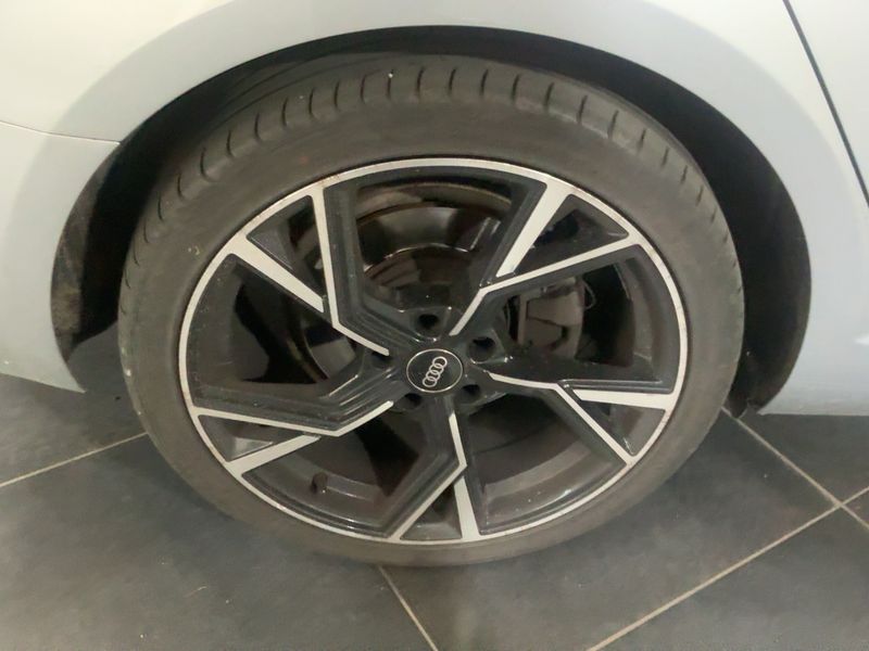 Audi A4 2.0 TDI Sport 2016 – снимка 9