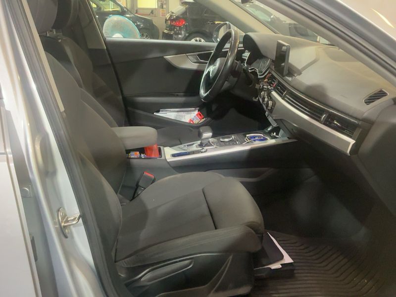 Audi A4 2.0 TDI Sport 2016 – снимка 16