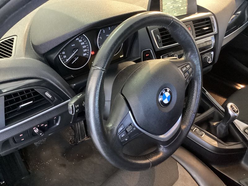 BMW 1er 116d EfficientDynamics Urban Line 2016 – снимка 22