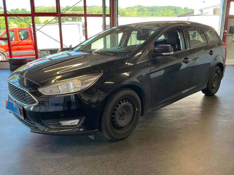 Ford Focus 1.5 TDCi Business 2017 – снимка 1