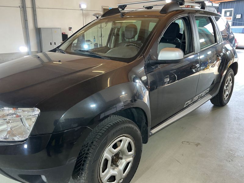 Dacia Duster 1.5 dCi Prestige 4x2 2011 – снимка 2