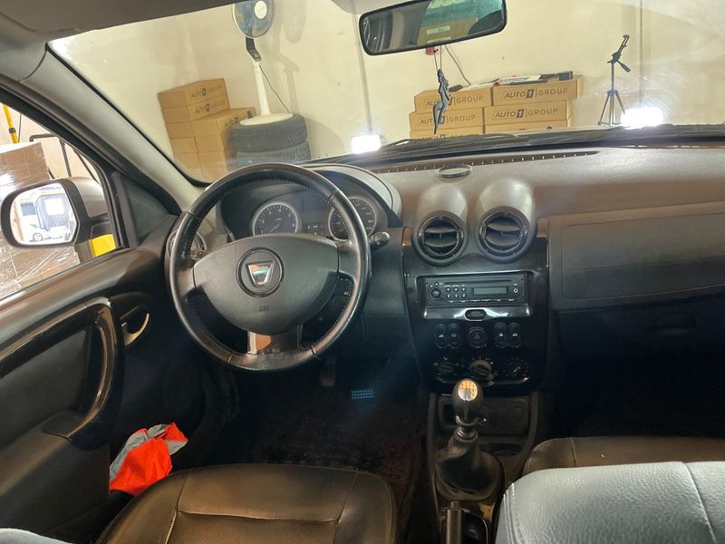 Dacia Duster 1.5 dCi Prestige 4x2 2011 – снимка 18