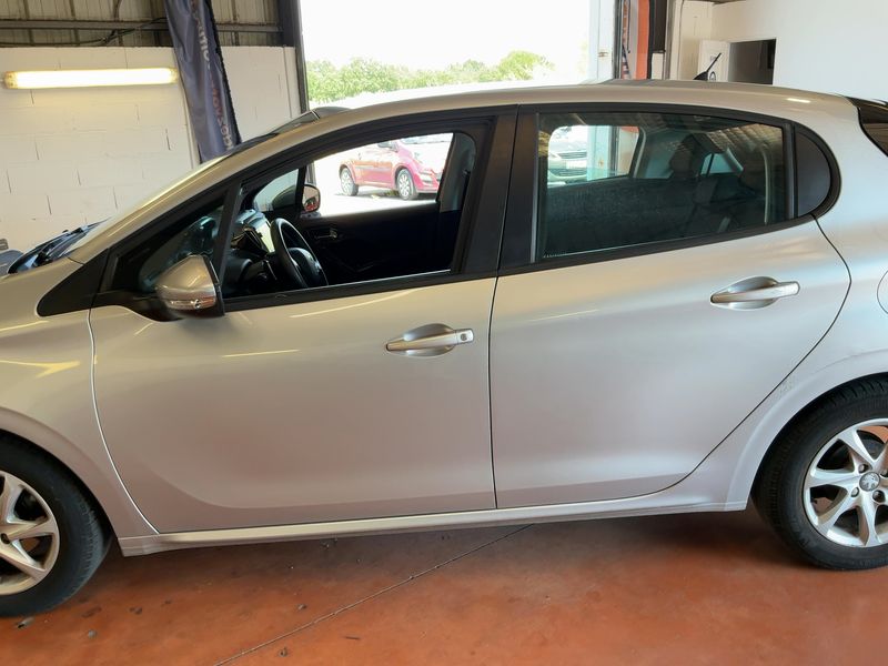 Peugeot 208 1.2 VTi Active 2014 – снимка 4