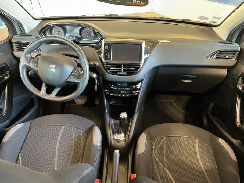 Peugeot 208 1.2 VTi Active 2014 – снимка 17