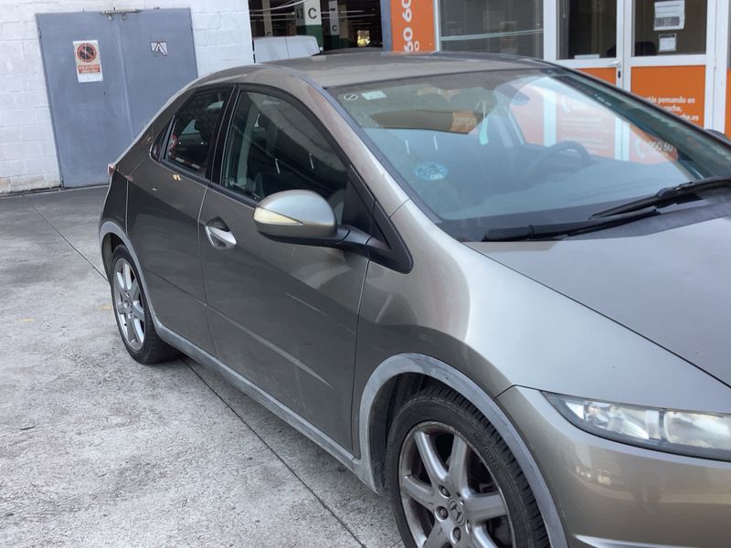 Honda Civic 1.8 VTEC Sport 2006 – снимка 12
